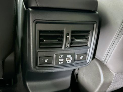 New 2026 Subaru Outback Limited image 33