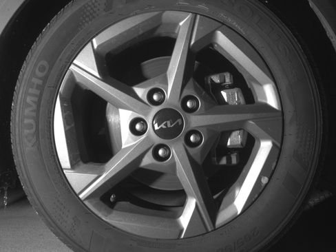 Used 2025 Kia K4 LXS image 13