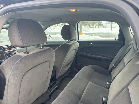 Used 2009 Chevrolet Impala LT image 12