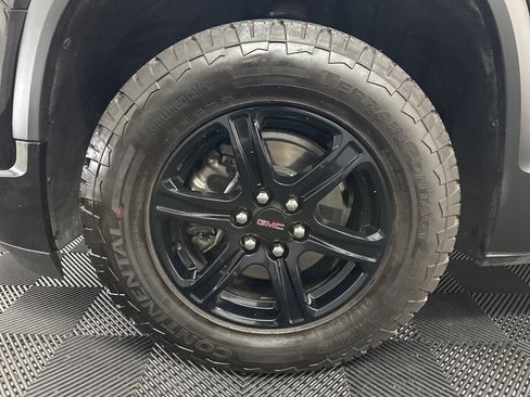 Used 2023 GMC Acadia AT4 w/ Technology Package image 42