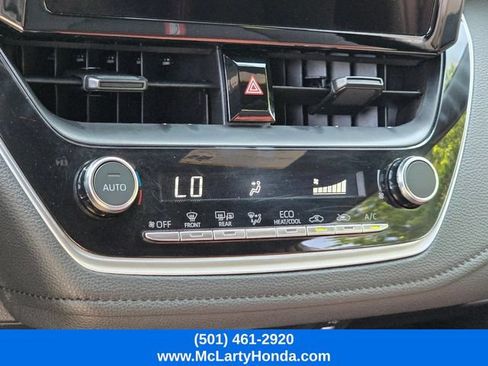 Used 2025 Toyota Corolla SE FWD image 23