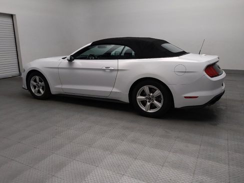 Used 2019 Ford Mustang Convertible RWD image 3