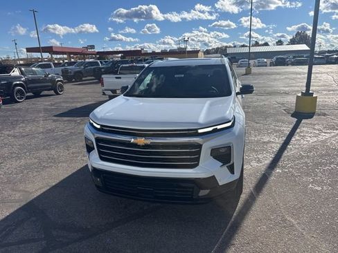New 2026 Chevrolet Traverse High Country image 8