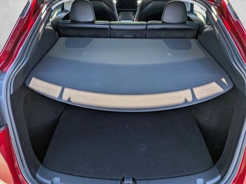 Used 2024 Tesla Model Y Long Range image 6