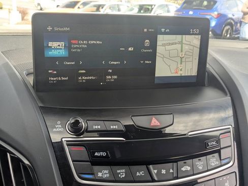 Used 2025 Acura RDX w/Technology Package image 12