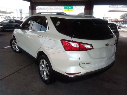 Used 2019 Chevrolet Equinox Premier FWD image 4