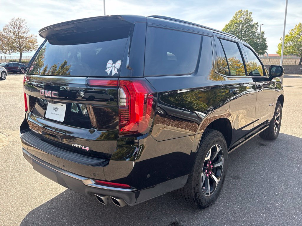 Used 2026 GMC Yukon AT4 w/ AT4 Premium Plus Package AWD/4WD image 5