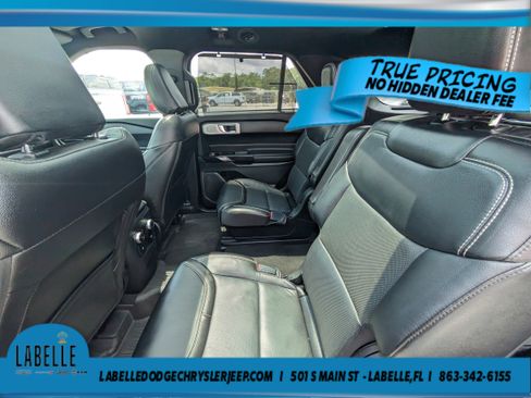 Used 2022 Ford Explorer ST w/ Equipment Group 401A AWD/4WD image 11