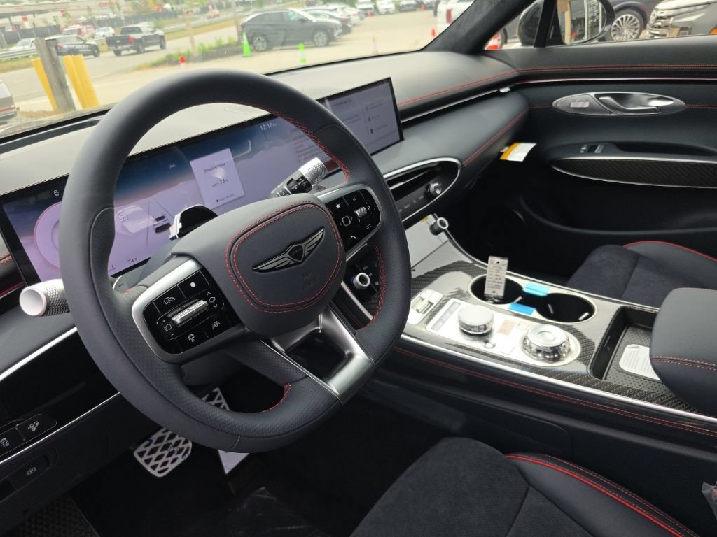 New 2027 Genesis GV70 3.5T Prestige AWD/4WD image 15