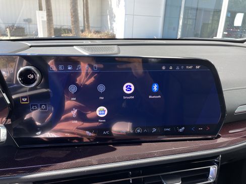 New 2026 Chevrolet Traverse Z71 w/ Enhanced Driving Package image 49