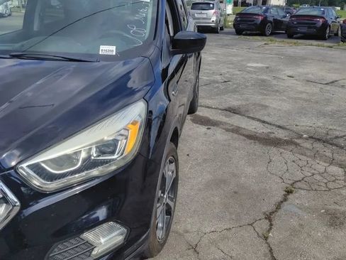 Used 2018 Ford Escape SEL AWD/4WD image 3