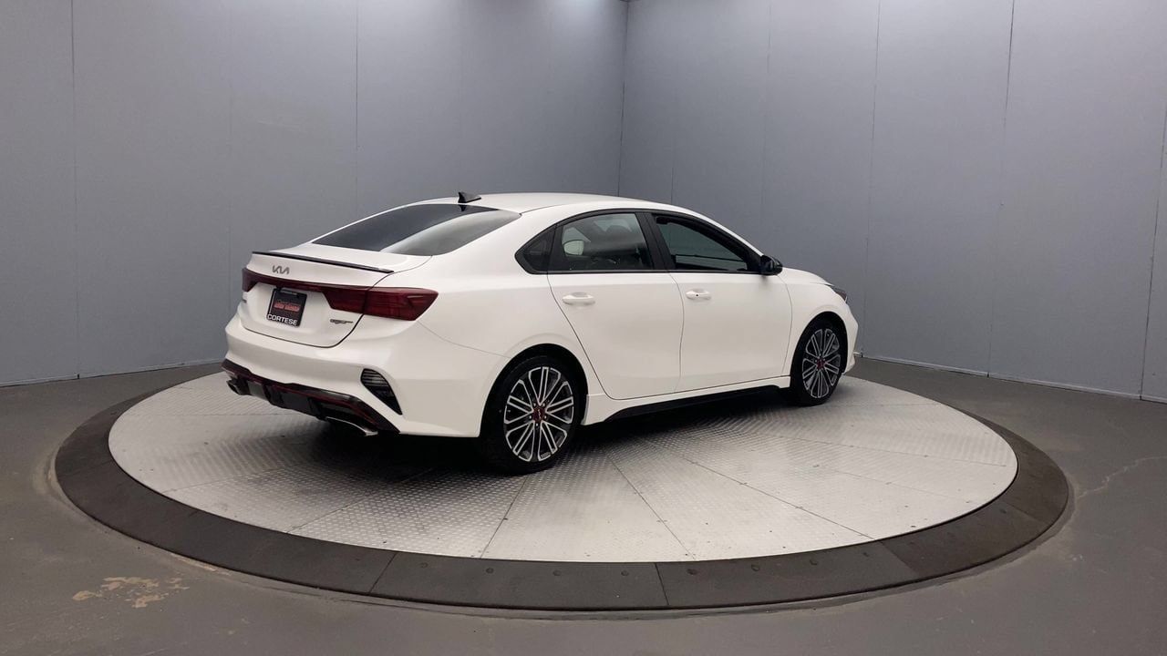 Used 2023 Kia Forte GT FWD image 5