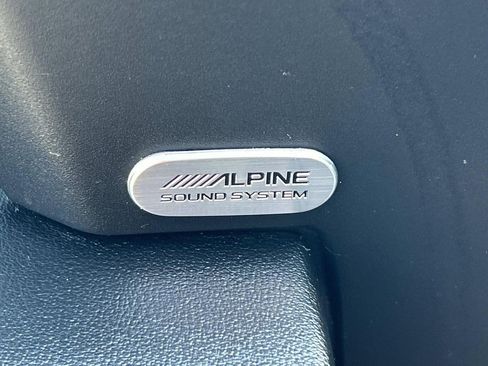 Used 2023 Dodge Charger SXT w/ Plus Group image 25