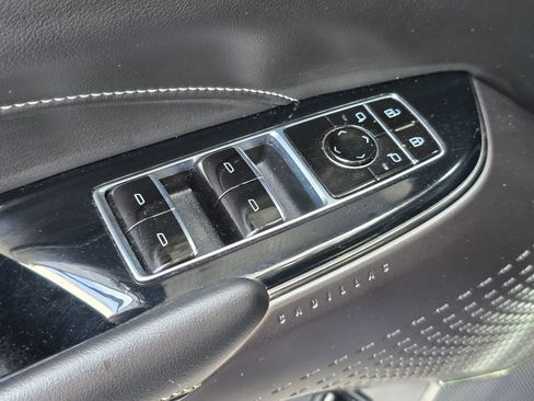 Used 2024 Cadillac Lyriq Tech RWD image 24