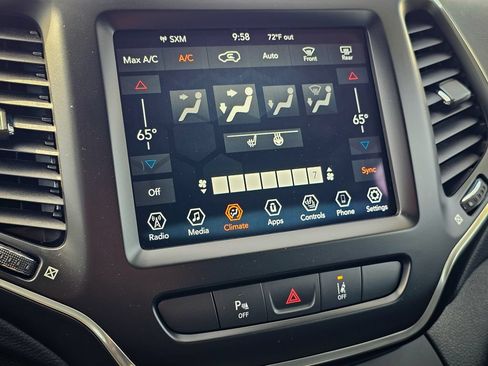 Certified 2022 Jeep Cherokee Latitude Lux AWD/4WD image 23