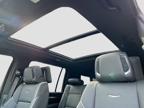 New 2026 Cadillac Escalade ESV Luxury w/ LPO, Radiant Package image 22