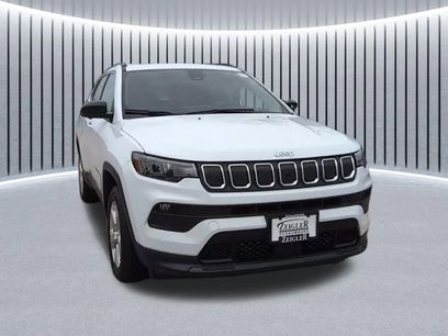 Used 2022 Jeep Compass Latitude w/ Sun and Sound Group