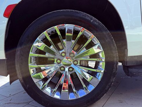 Used 2021 Chevrolet Tahoe High Country RWD image 42