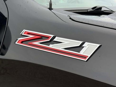 Used 2023 Chevrolet Silverado 1500 RST image 8