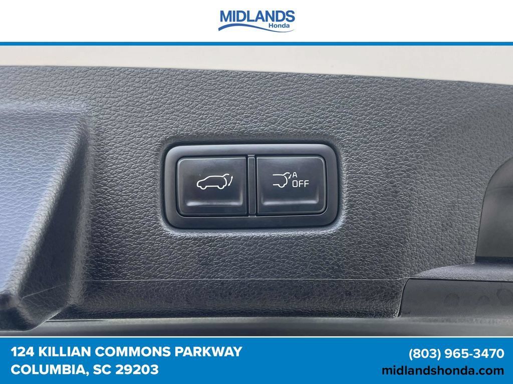 Used 2025 Kia Telluride S FWD image 9