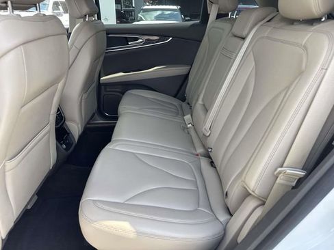 Used 2023 Lincoln Nautilus AWD w/ Premium Package image 16