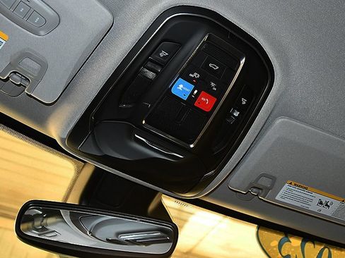 Used 2023 Jeep Grand Cherokee L Limited AWD/4WD image 26