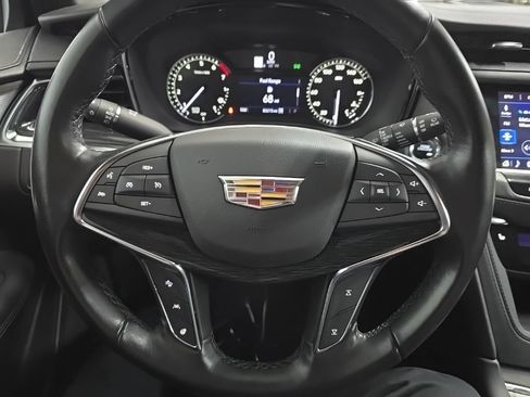 Used 2020 Cadillac XT5 Premium Luxury AWD/4WD image 19