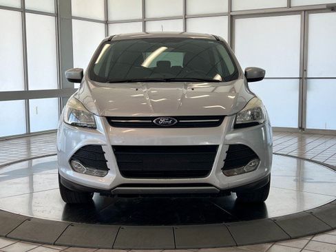Used 2014 Ford Escape SE FWD image 2