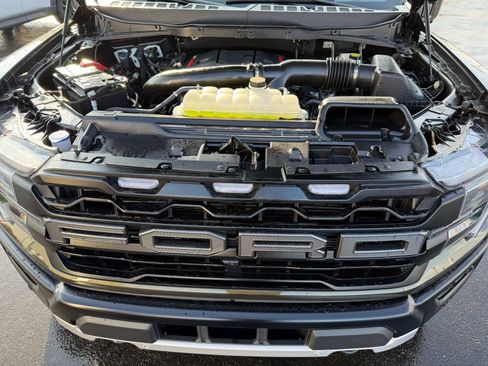 Used 2025 Ford F150 Raptor image 37
