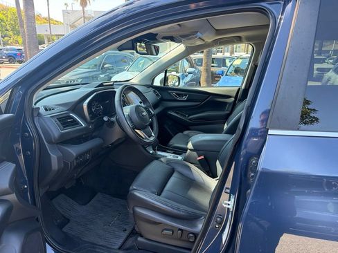 Used 2023 Subaru Ascent Limited w/ Technology Package AWD/4WD image 3