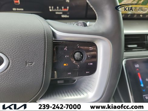 Used 2025 INFINITI QX80 Luxe RWD image 28