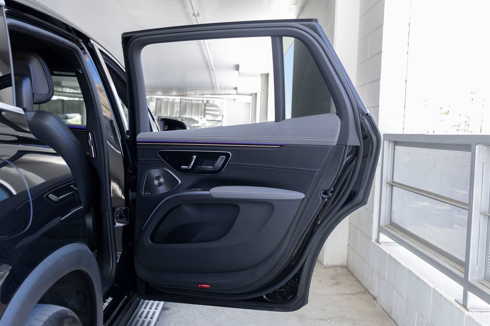 Certified 2023 Mercedes-Benz EQS 450+ SUV image 23