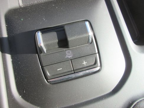 New 2026 GMC Sierra 2500 AT4X w/ AT4X AEV Edition image 21