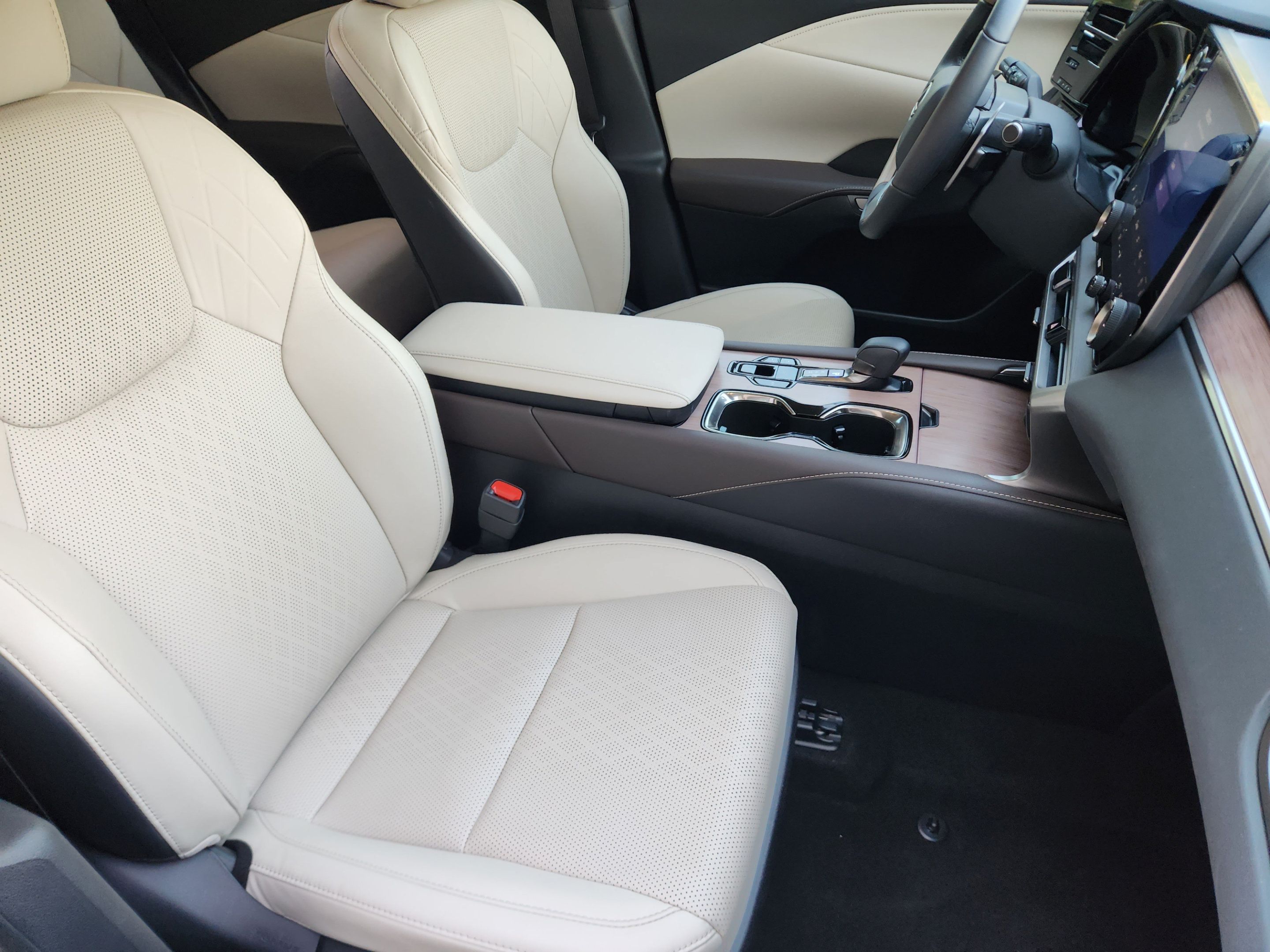 Used 2024 Lexus RX 350 w/ Technology Package AWD/4WD image 6