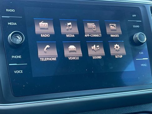 Used 2018 Volkswagen Atlas Launch Edition image 37