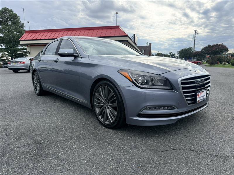 Used 2015 Hyundai Genesis 5.0 w/ Option Group 05 RWD image 3
