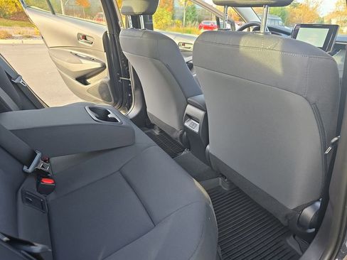 Used 2025 Toyota Corolla LE image 12
