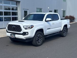 Used 2021 Toyota Tacoma TRD Sport w/ TRD Premium Sport Package AWD/4WD video 1