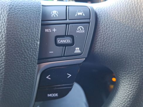 Used 2025 Toyota Camry LE image 21