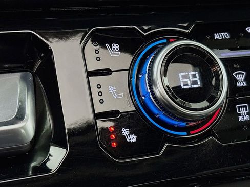 Used 2023 GMC Sierra 1500 Denali w/ Denali Reserve Package image 22