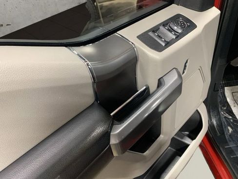 Used 2020 Ford F150 XLT w/ Equipment Group 302A Luxury image 21