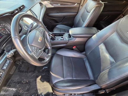 Used 2022 Cadillac XT5 Premium Luxury w/ Technology Package image 15