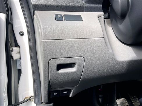 Used 2021 Nissan NV200 S w/ Back Door Glass Package image 36