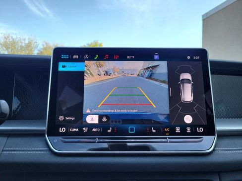 New 2026 Volkswagen Tiguan SE AWD/4WD image 19