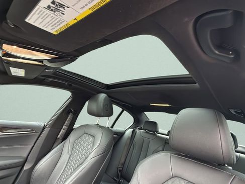 Used 2023 BMW 530i w/ M Sport Package image 24