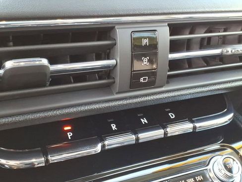 Used 2022 Lincoln Corsair AWD w/ Premium Package image 22
