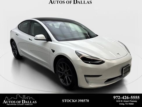 Used 2023 Tesla Model 3 Standard Range RWD image 1