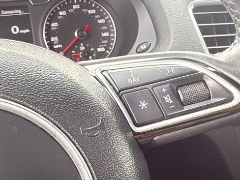 Used 2017 Audi Q3 2.0T Prestige w/ Prestige Package image 16