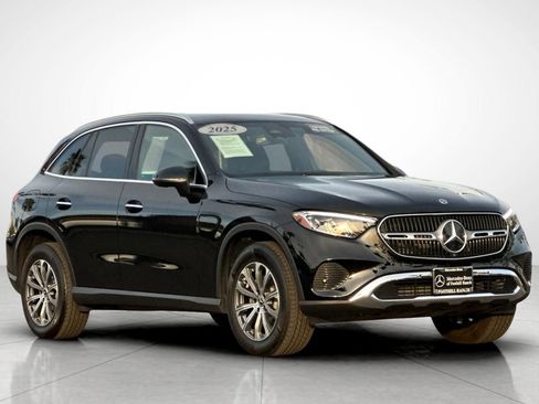 Certified 2025 Mercedes-Benz GLC 300 4MATIC image 18