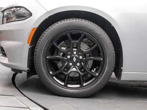 Used 2015 Dodge Charger SXT image 45